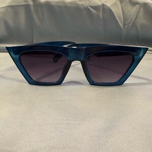 Bershka cat eye sunglasses blue‎